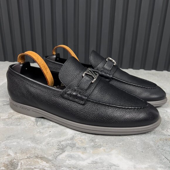 Louis Vuitton Estate Loafer Black Grain Leather 9 LV or 10 US or 43 EUR - Picture 4 of 12